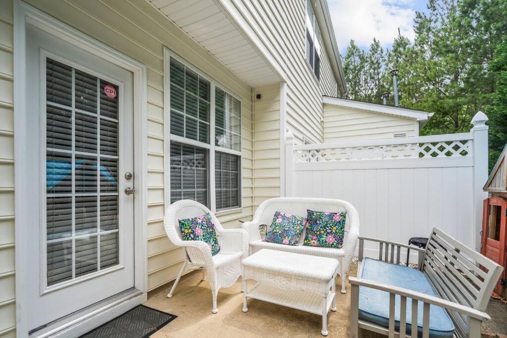 Peaceful, Townhome In Hope Valley Farms Durham Exteriér fotografie